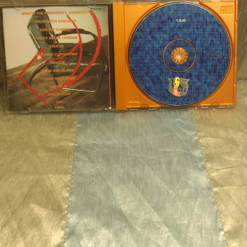 REM MONSTER CD - Picture 4 of 4